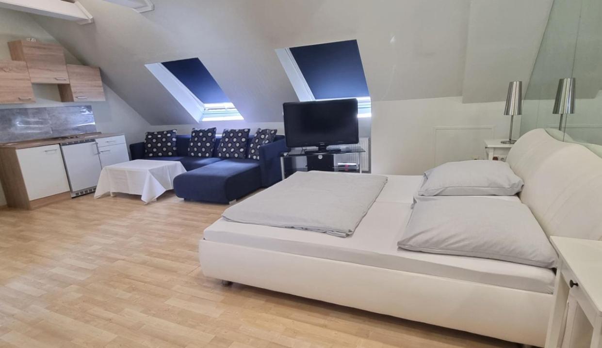 Hotel Meyer Bergheim  Bagian luar foto